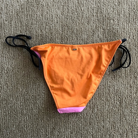 Women’s bikini bottom - Picture 4 of 8